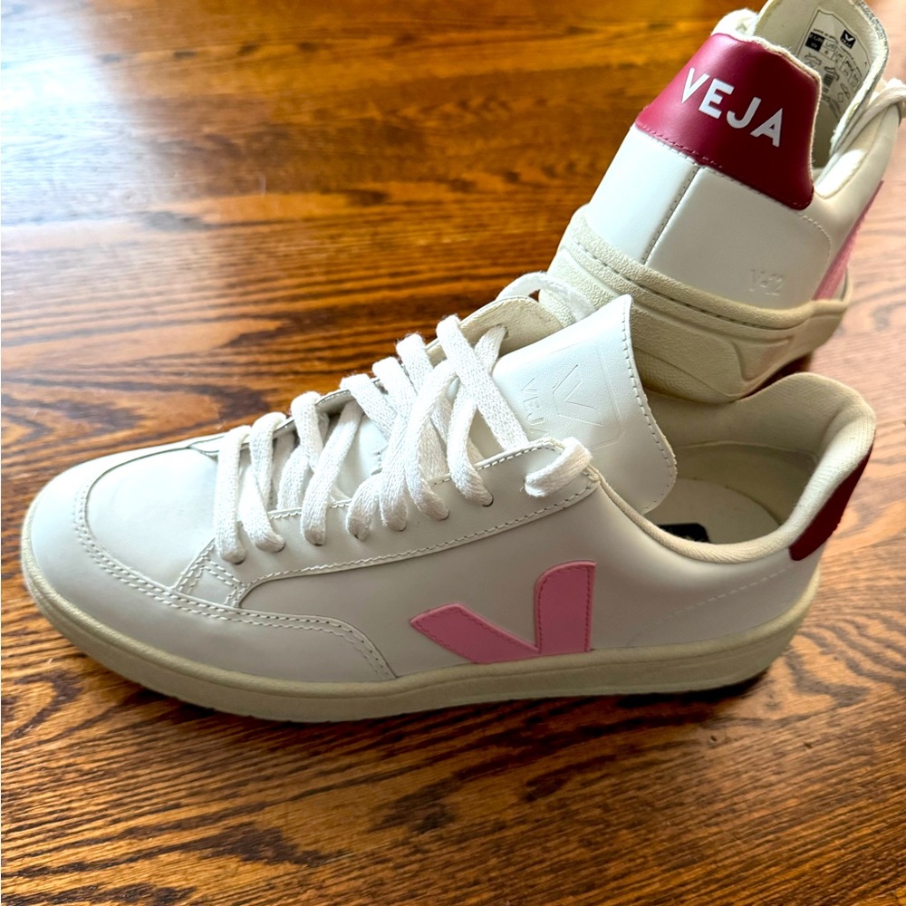 Veja sneakers.